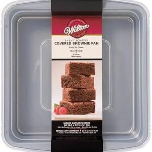 Wilton Recipe Right Non-Stick 9-Inch Square Baking Pan with Lid, Steel Baking Pans with Plastic Lid, Set of 2